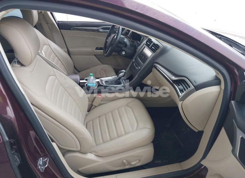 Photo 5 of 2013 Ford Fusion HYBRID SE (VIN 3FA6P0LU0DR174862)