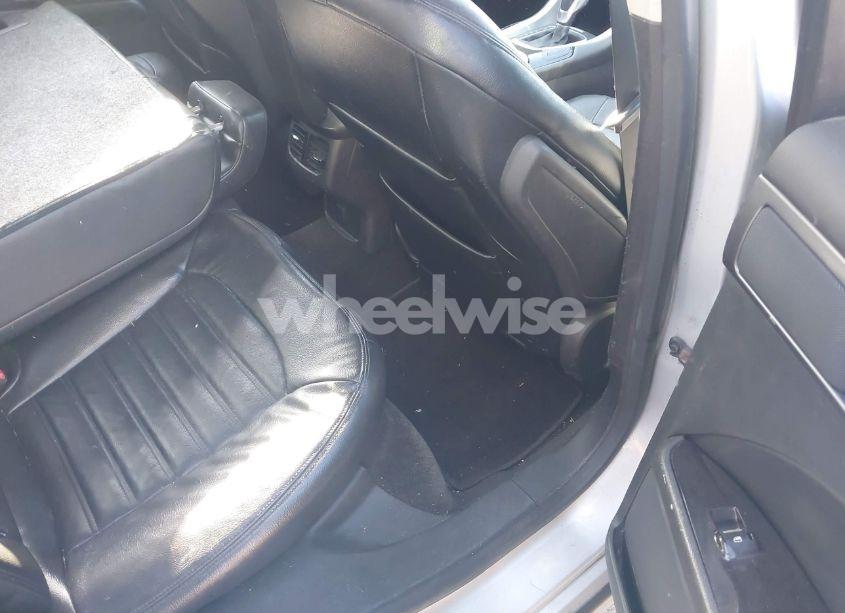 Photo 8 of 2015 Ford Fusion HYBRID SE (VIN 3FA6P0LU0FR157739)