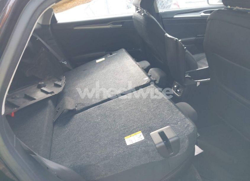 Photo 8 of 2015 Ford Fusion HYBRID SE (VIN 3FA6P0LU0FR229409)