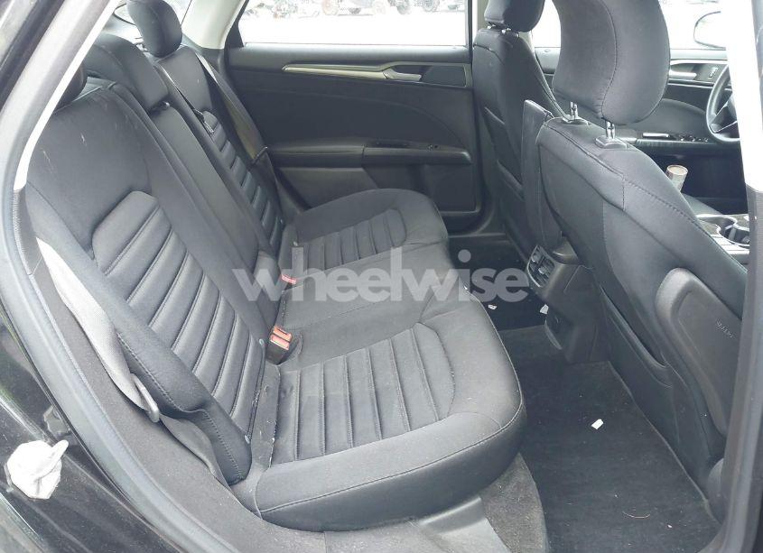 Photo 8 of 2015 Ford Fusion HYBRID SE (VIN 3FA6P0LU0FR236411)