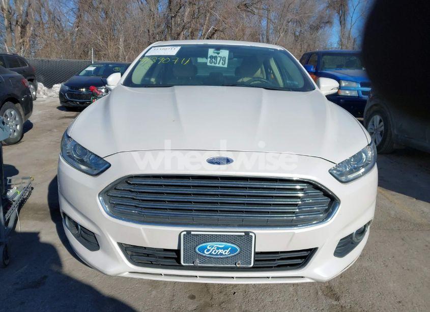 Photo 6 of 2016 Ford Fusion HYBRID SE (VIN 3FA6P0LU0GR133474)