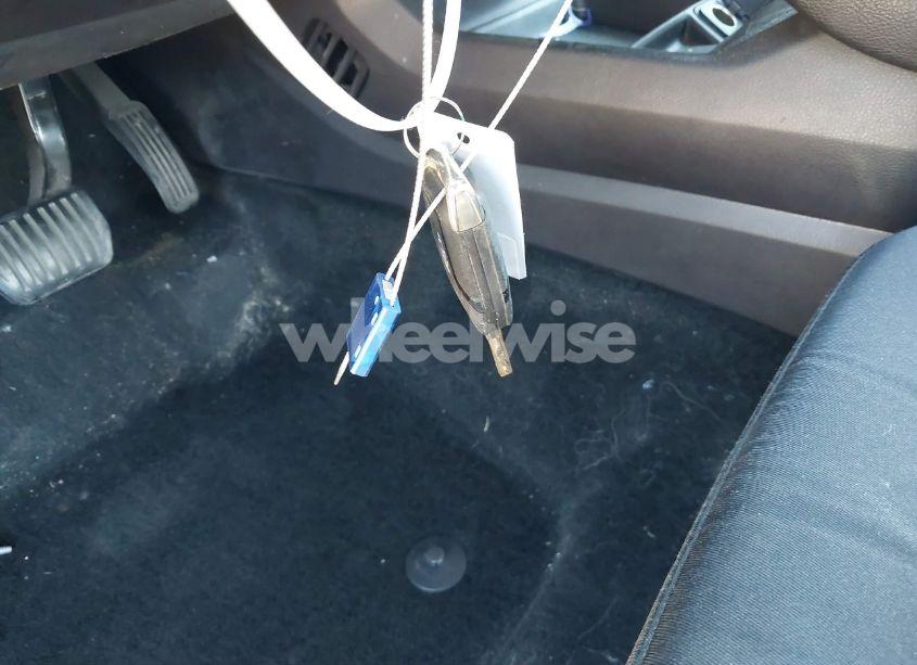 Photo 11 of 2016 Ford Fusion HYBRID SE (VIN 3FA6P0LU0GR227225)