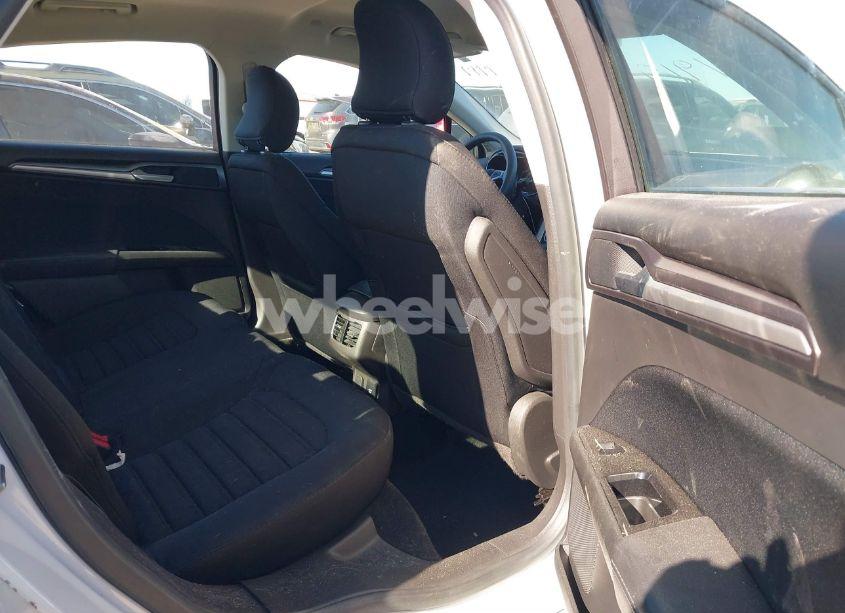 Photo 8 of 2016 Ford Fusion HYBRID SE (VIN 3FA6P0LU0GR227225)