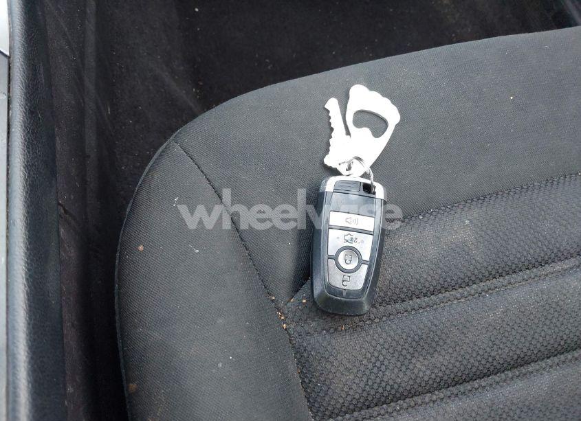 Photo 11 of 2017 Ford Fusion HYBRID SE (VIN 3FA6P0LU0HR164130)