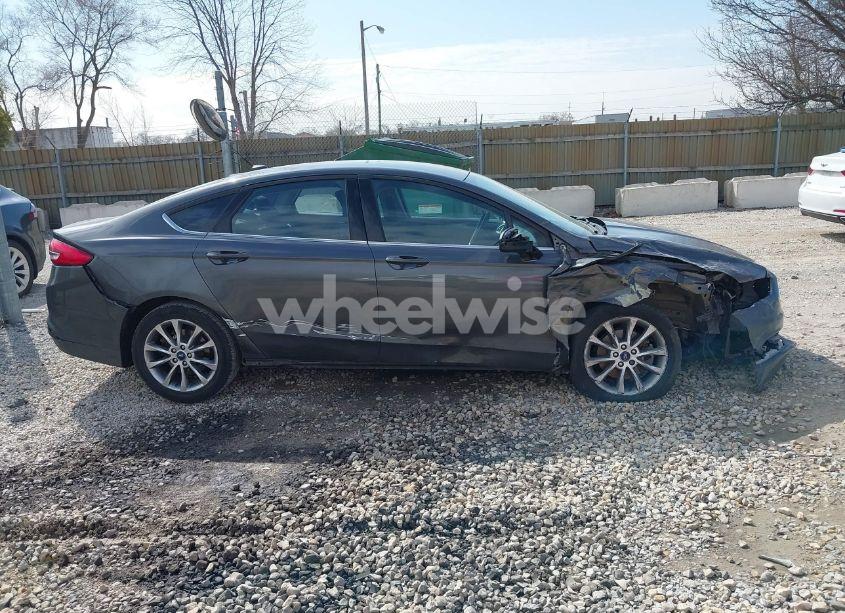 Photo 13 of 2017 Ford Fusion HYBRID SE (VIN 3FA6P0LU0HR164130)