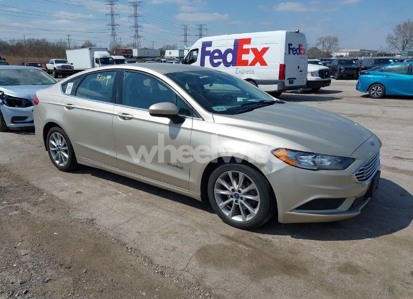 2017 Ford Fusion HYBRID SE (VIN 3FA6P0LU0HR166590) main photo