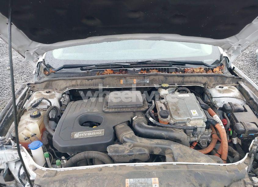 Photo 10 of 2017 Ford Fusion HYBRID SE (VIN 3FA6P0LU0HR238369)