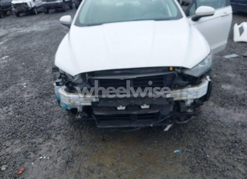 Photo 6 of 2017 Ford Fusion HYBRID SE (VIN 3FA6P0LU0HR238369)