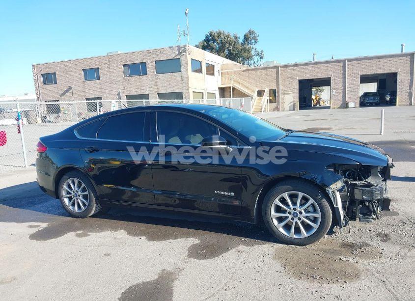 Photo 14 of 2017 Ford Fusion HYBRID SE (VIN 3FA6P0LU0HR258217)