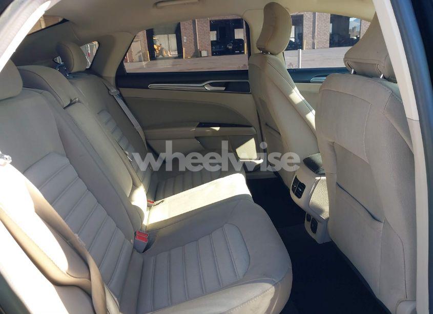 Photo 8 of 2017 Ford Fusion HYBRID SE (VIN 3FA6P0LU0HR258217)