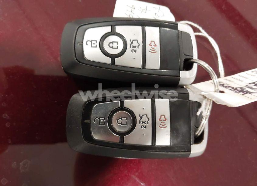 Photo 11 of 2017 Ford Fusion HYBRID SE (VIN 3FA6P0LU0HR305889)