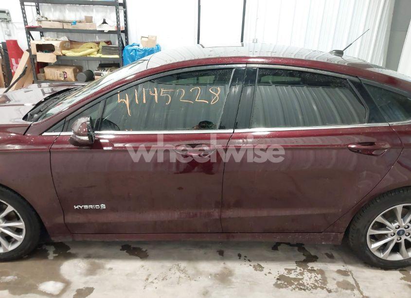 Photo 14 of 2017 Ford Fusion HYBRID SE (VIN 3FA6P0LU0HR305889)