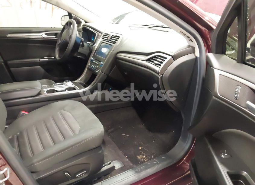 Photo 5 of 2017 Ford Fusion HYBRID SE (VIN 3FA6P0LU0HR305889)