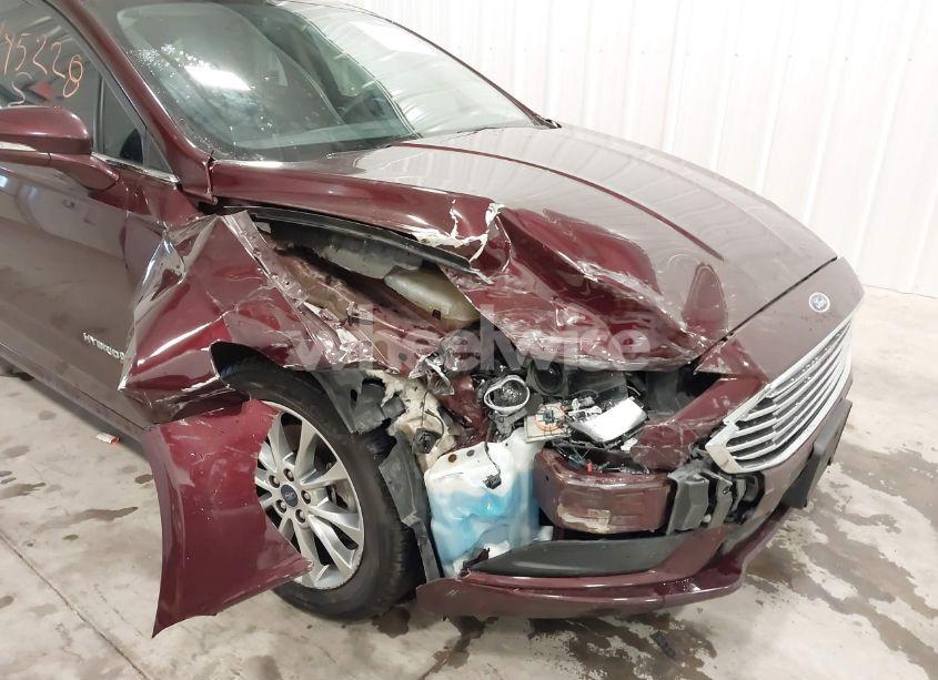 Photo 6 of 2017 Ford Fusion HYBRID SE (VIN 3FA6P0LU0HR305889)