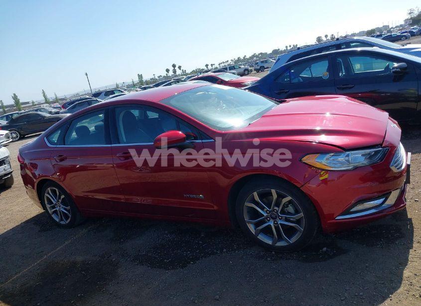 Photo 13 of 2017 Ford Fusion HYBRID SE (VIN 3FA6P0LU0HR313233)