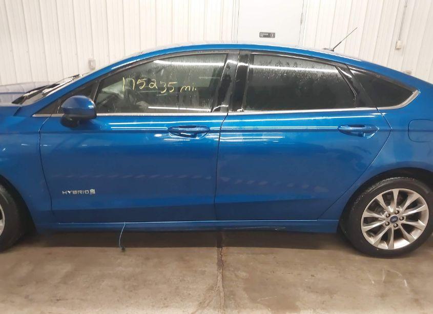 Photo 13 of 2017 Ford Fusion HYBRID SE (VIN 3FA6P0LU0HR323454)