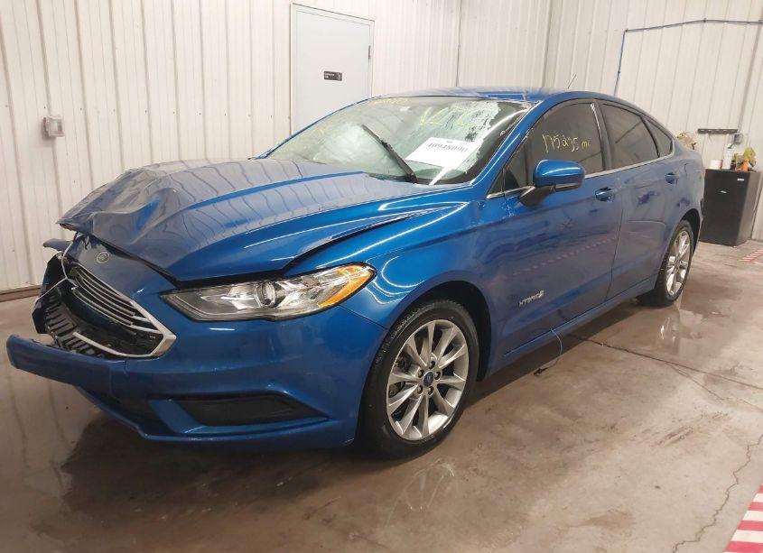 Photo 2 of 2017 Ford Fusion HYBRID SE (VIN 3FA6P0LU0HR323454)