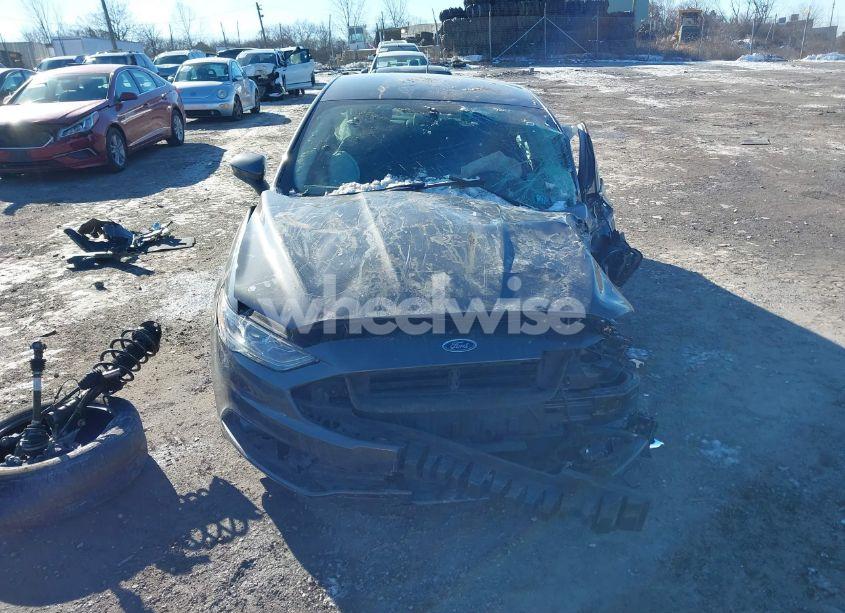 Photo 12 of 2017 Ford Fusion HYBRID SE (VIN 3FA6P0LU0HR325558)