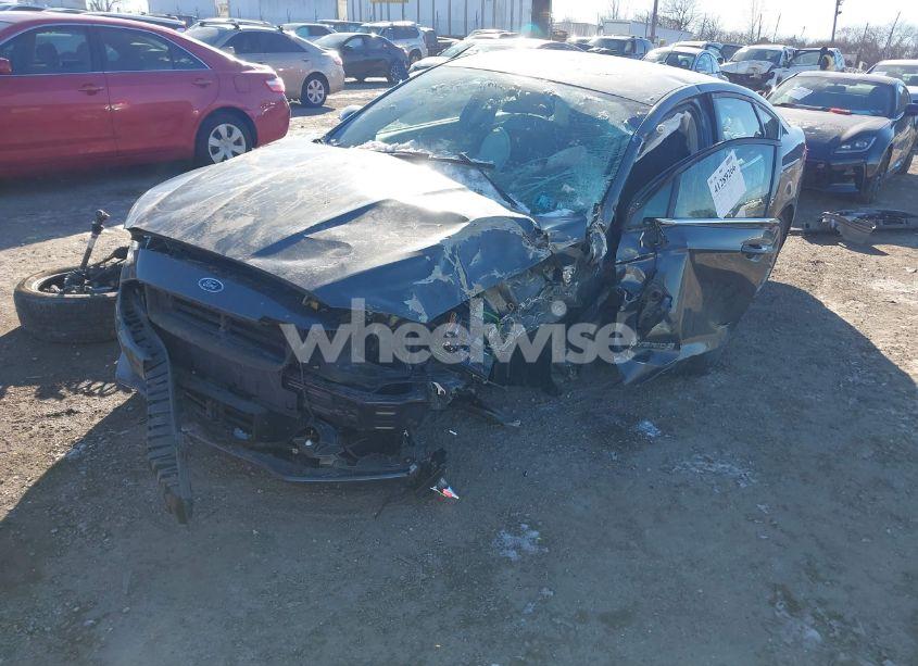 Photo 2 of 2017 Ford Fusion HYBRID SE (VIN 3FA6P0LU0HR325558)