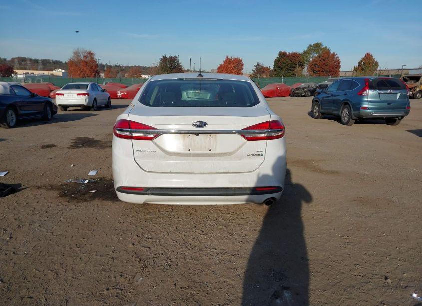 Photo 16 of 2017 Ford Fusion HYBRID SE (VIN 3FA6P0LU0HR384917)