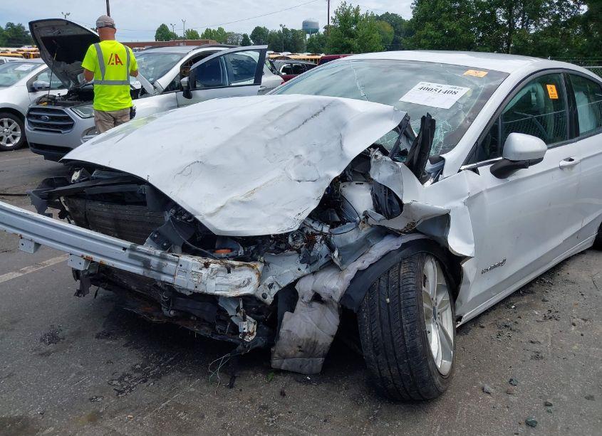 Photo 6 of 2018 Ford Fusion HYBRID SE (VIN 3FA6P0LU0JR193827)
