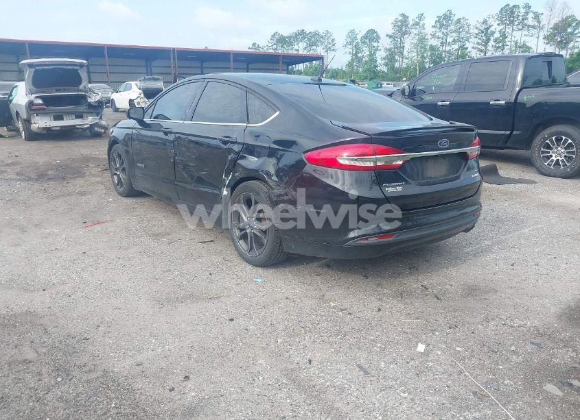 Photo 3 of 2018 Ford Fusion HYBRID SE (VIN 3FA6P0LU0JR207306)