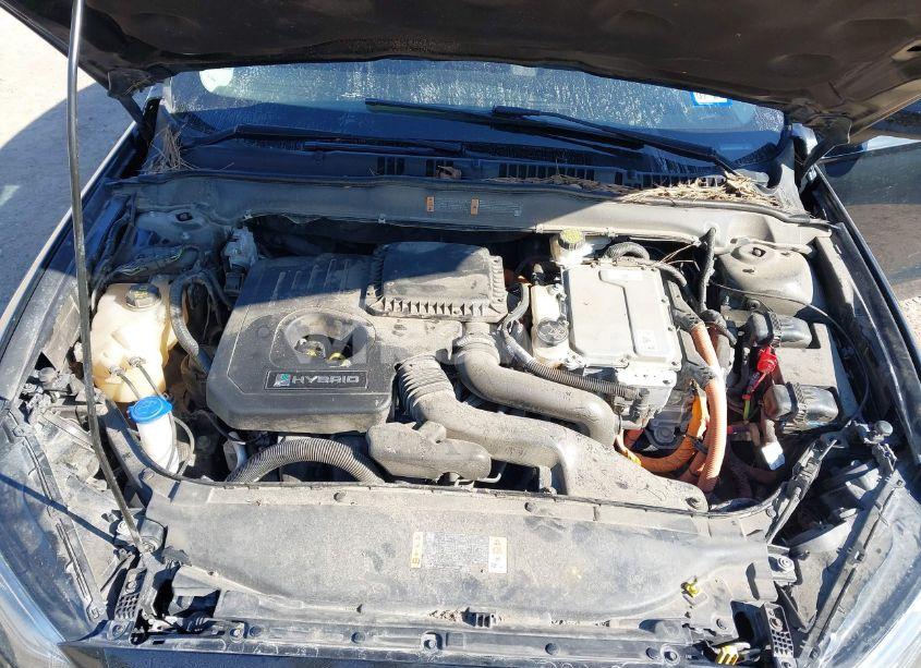 Photo 10 of 2018 Ford Fusion HYBRID SE (VIN 3FA6P0LU0JR269028)