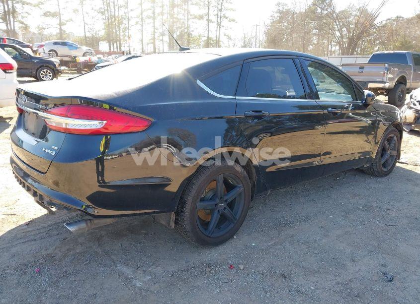 Photo 4 of 2018 Ford Fusion HYBRID SE (VIN 3FA6P0LU0JR269028)