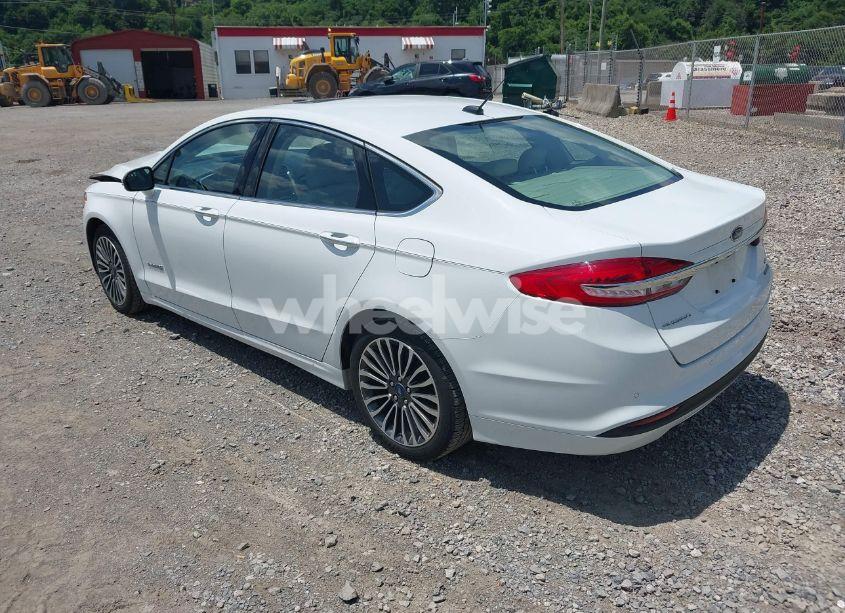 Photo 3 of 2018 Ford Fusion HYBRID SE (VIN 3FA6P0LU0JR287240)