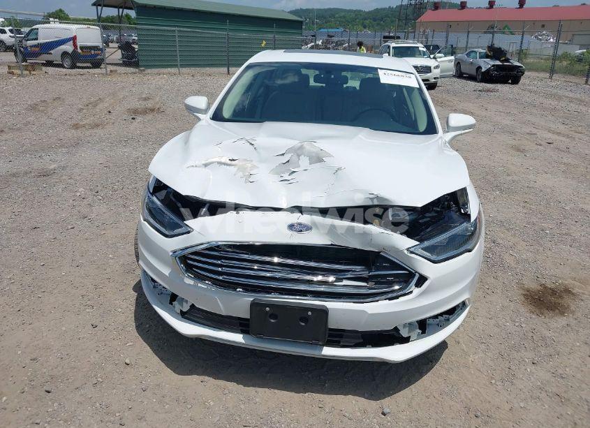 Photo 6 of 2018 Ford Fusion HYBRID SE (VIN 3FA6P0LU0JR287240)