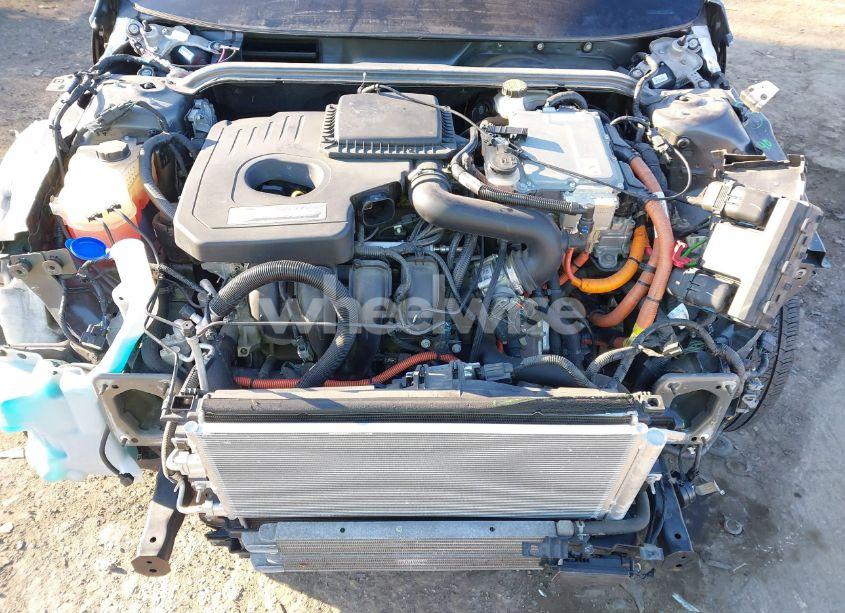 Photo 10 of 2019 Ford Fusion HYBRID SE (VIN 3FA6P0LU0KR101214)