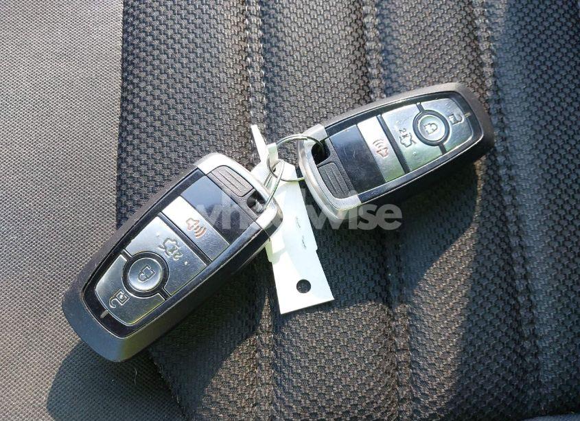 Photo 11 of 2019 Ford Fusion HYBRID SE (VIN 3FA6P0LU0KR101214)