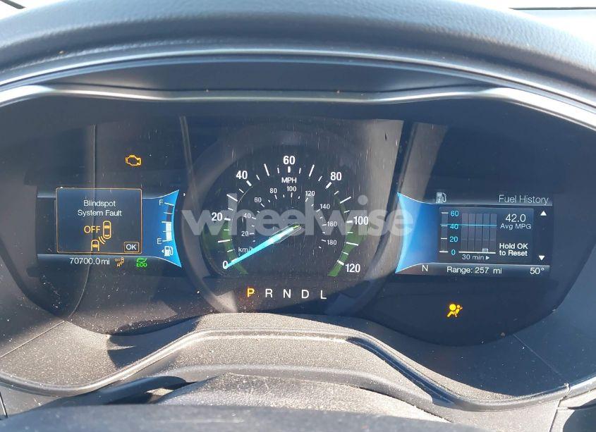 Photo 7 of 2019 Ford Fusion HYBRID SE (VIN 3FA6P0LU0KR101214)