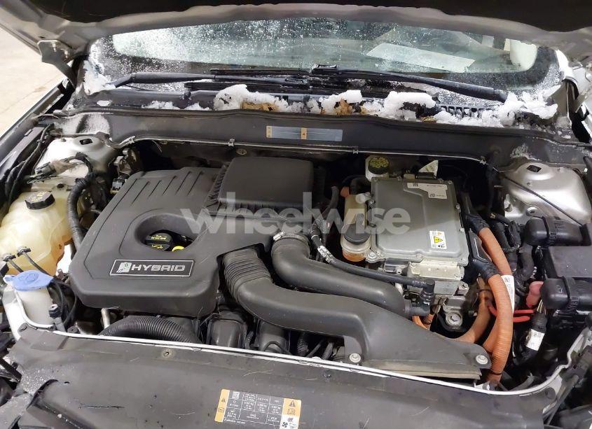 Photo 10 of 2013 Ford Fusion HYBRID SE (VIN 3FA6P0LU1DR144737)