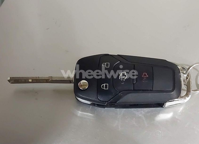 Photo 11 of 2013 Ford Fusion HYBRID SE (VIN 3FA6P0LU1DR144737)