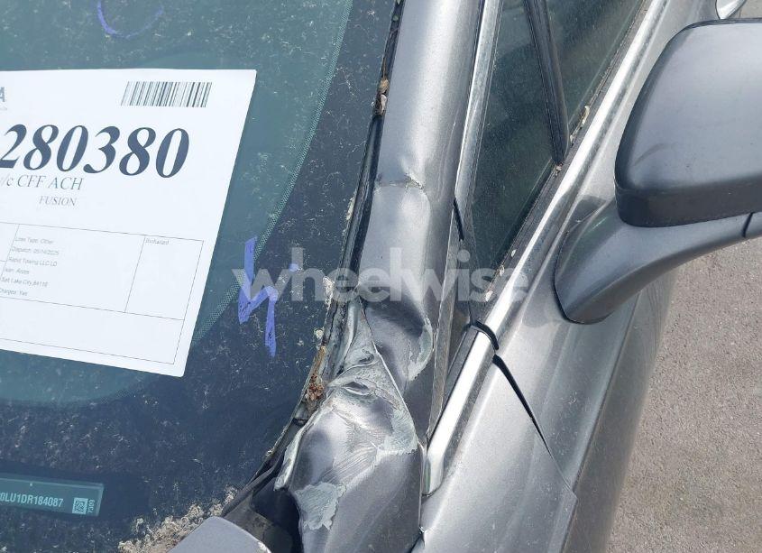 Photo 6 of 2013 Ford Fusion HYBRID SE (VIN 3FA6P0LU1DR184087)