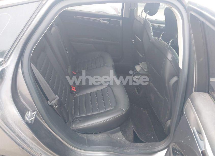 Photo 8 of 2013 Ford Fusion HYBRID SE (VIN 3FA6P0LU1DR184087)