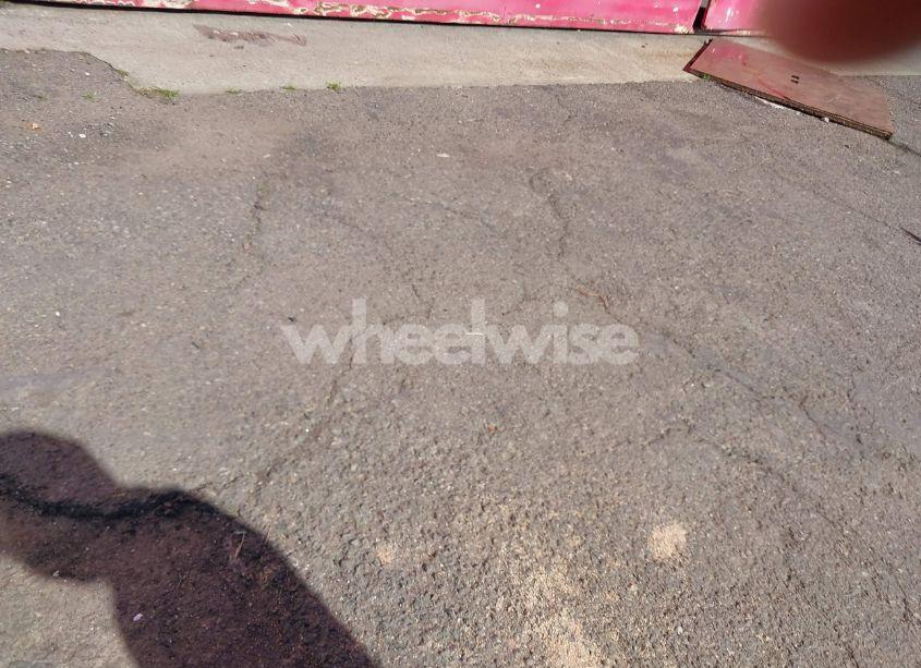 Photo 6 of 2013 Ford Fusion HYBRID SE (VIN 3FA6P0LU1DR227777)