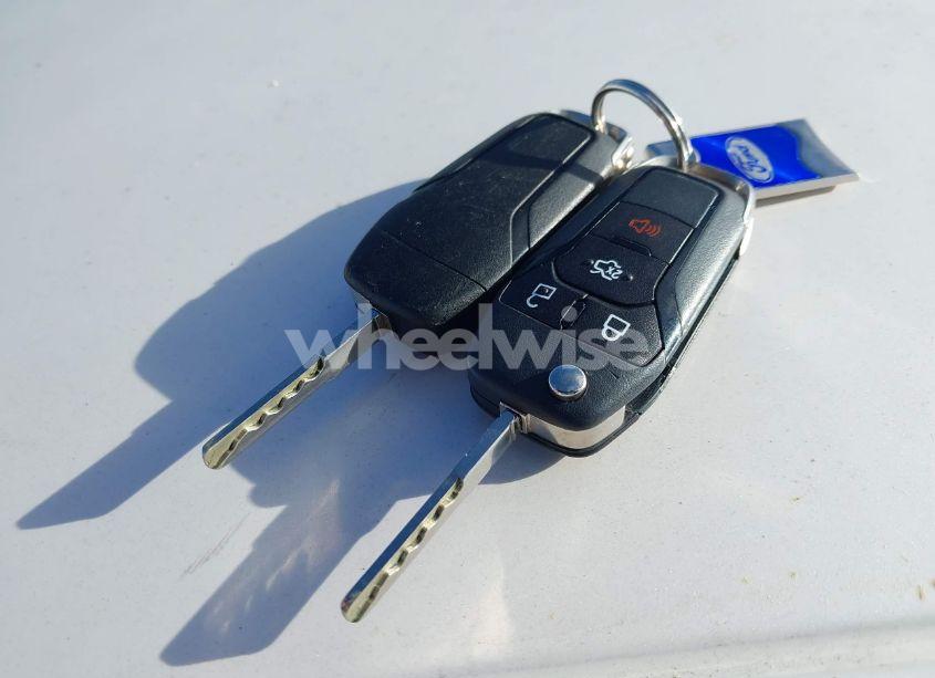 Photo 11 of 2013 Ford Fusion HYBRID SE (VIN 3FA6P0LU1DR231473)