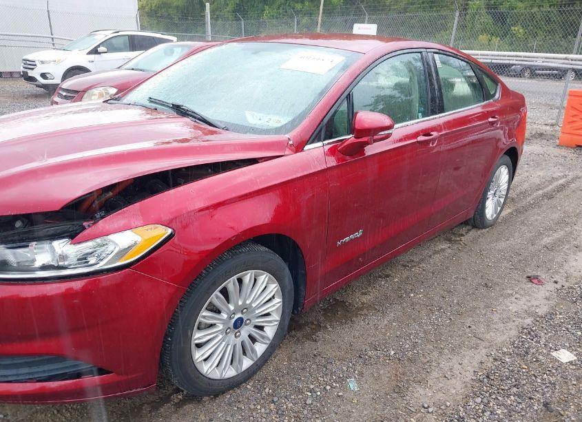 Photo 14 of 2013 Ford Fusion HYBRID SE (VIN 3FA6P0LU1DR271648)