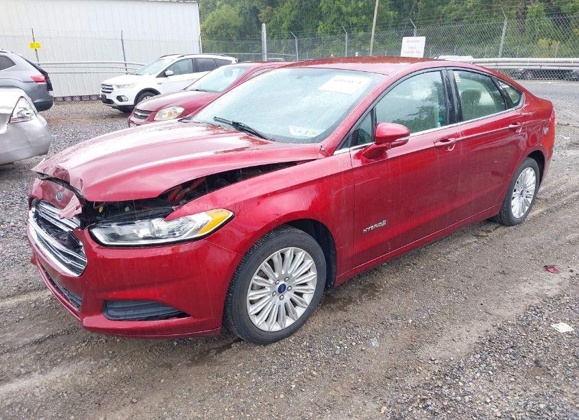 Photo 2 of 2013 Ford Fusion HYBRID SE (VIN 3FA6P0LU1DR271648)