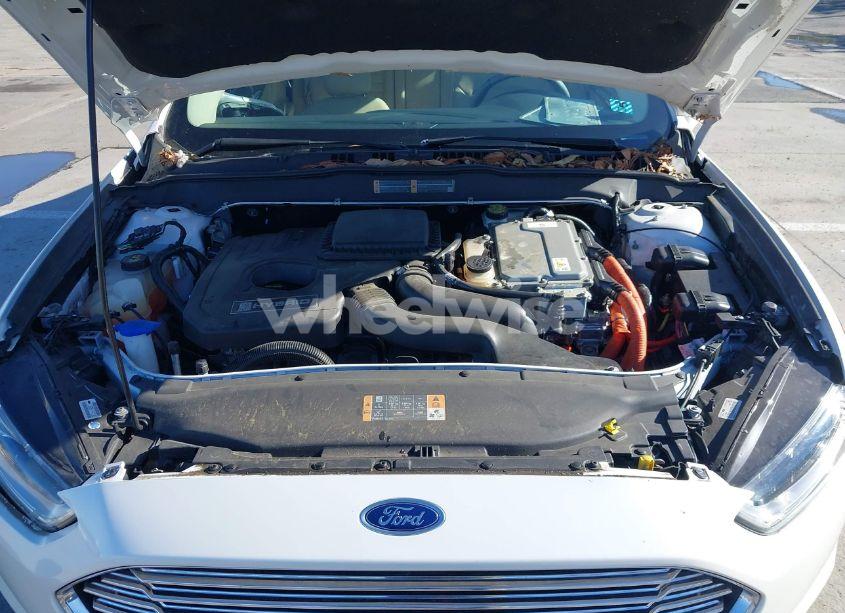 Photo 10 of 2013 Ford Fusion HYBRID SE (VIN 3FA6P0LU1DR310318)