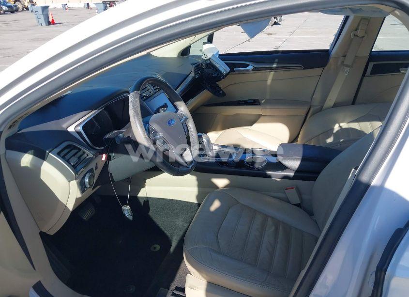 Photo 5 of 2013 Ford Fusion HYBRID SE (VIN 3FA6P0LU1DR310318)