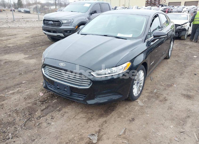 Photo 2 of 2013 Ford Fusion HYBRID SE (VIN 3FA6P0LU1DR349801)