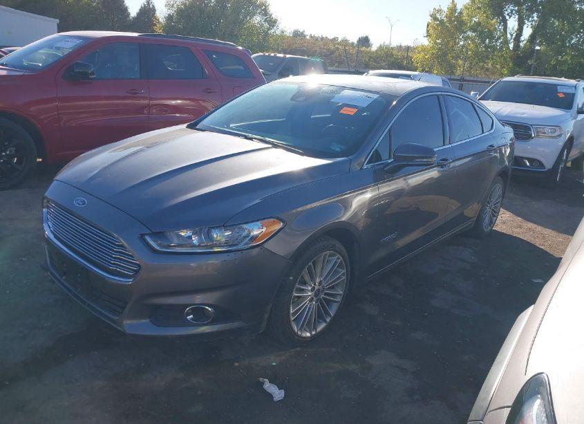 Photo 2 of 2014 Ford Fusion HYBRID SE (VIN 3FA6P0LU1ER122092)