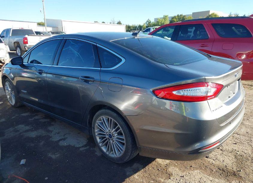 Photo 3 of 2014 Ford Fusion HYBRID SE (VIN 3FA6P0LU1ER122092)