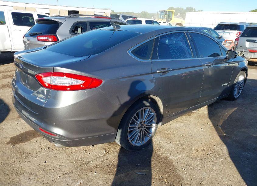 Photo 4 of 2014 Ford Fusion HYBRID SE (VIN 3FA6P0LU1ER122092)