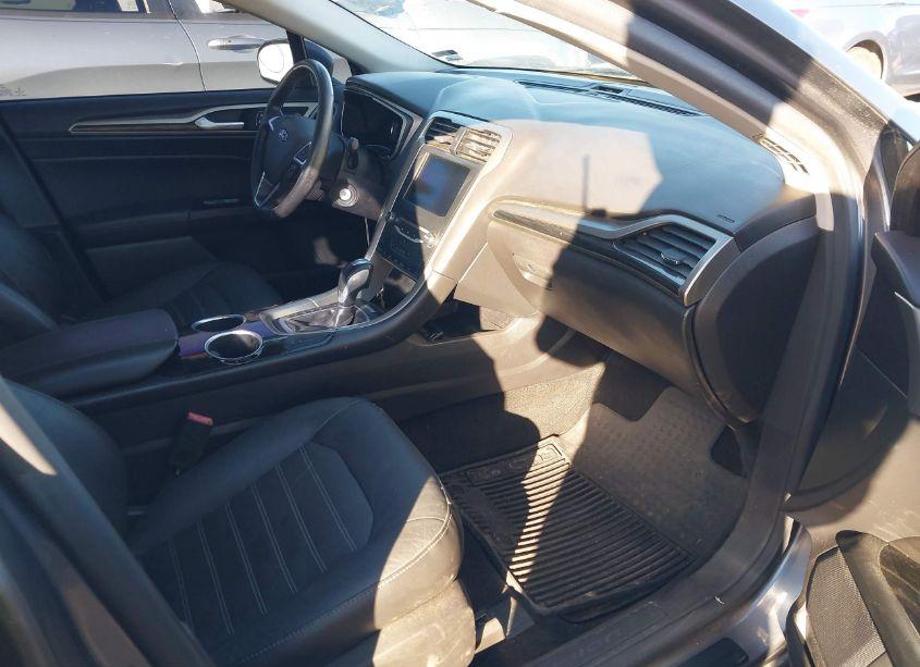 Photo 5 of 2014 Ford Fusion HYBRID SE (VIN 3FA6P0LU1ER122092)