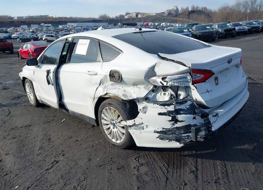 Photo 3 of 2014 Ford Fusion HYBRID SE (VIN 3FA6P0LU1ER259680)