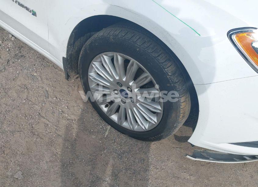 Photo 12 of 2014 Ford Fusion HYBRID SE (VIN 3FA6P0LU1ER286121)
